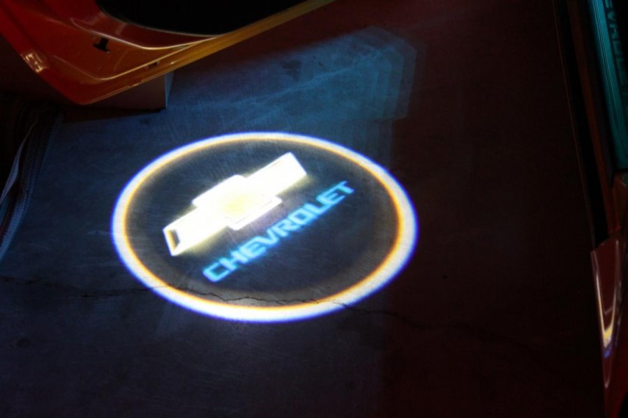 Proiectoare laser logo auto Chevrolet - Apasa pe imagine pentru inchidere