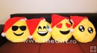 Perna emoticon, cu caciula de Mos Craciun
