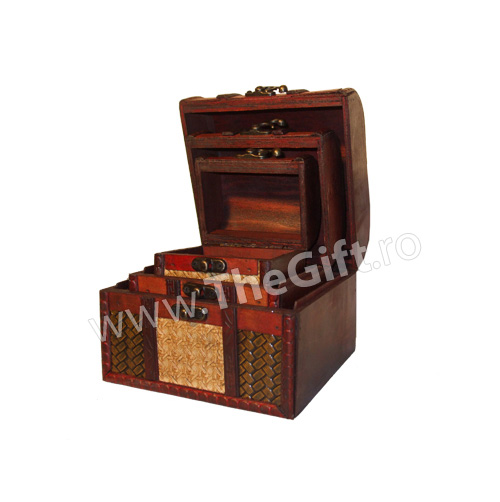 Cufere din lemn antichizat cu ornamente metalice, set 3 bucati