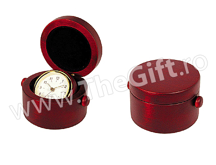 Ceas elegant in cutie de lemn