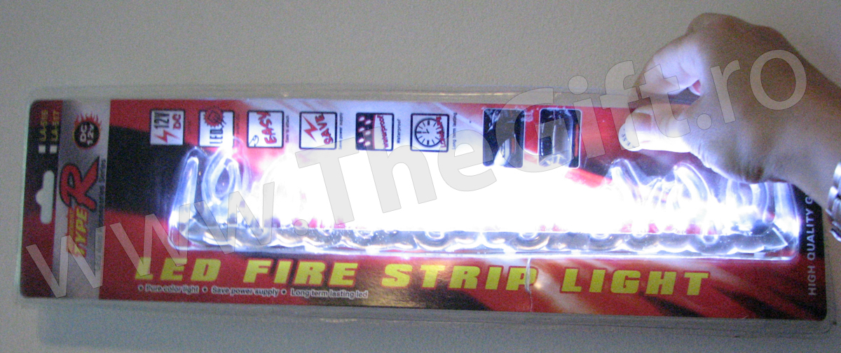 27 LEDuri type R sub forma de flacari